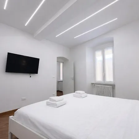 Bilocale Al Mare , Ascensore & Wifi , Stazione Apartment *