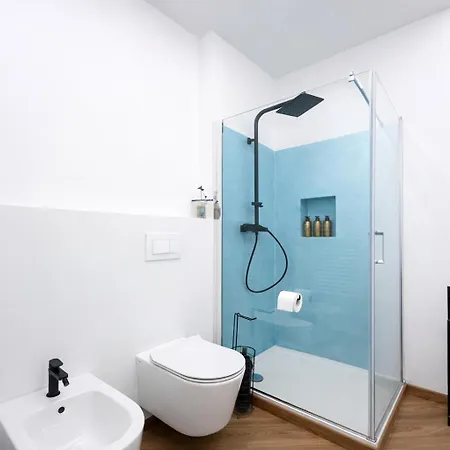 Apartment Bilocale Al Mare , Ascensore & Wifi , Stazione